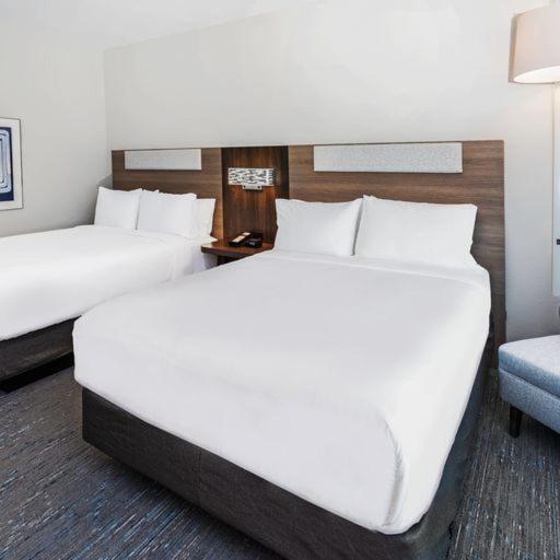 Express & - Houston Sw - By Ihg Hotel 3*